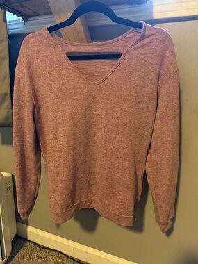 Women's Dusty Rose V-Neck Sweater - Lightweight Pullover